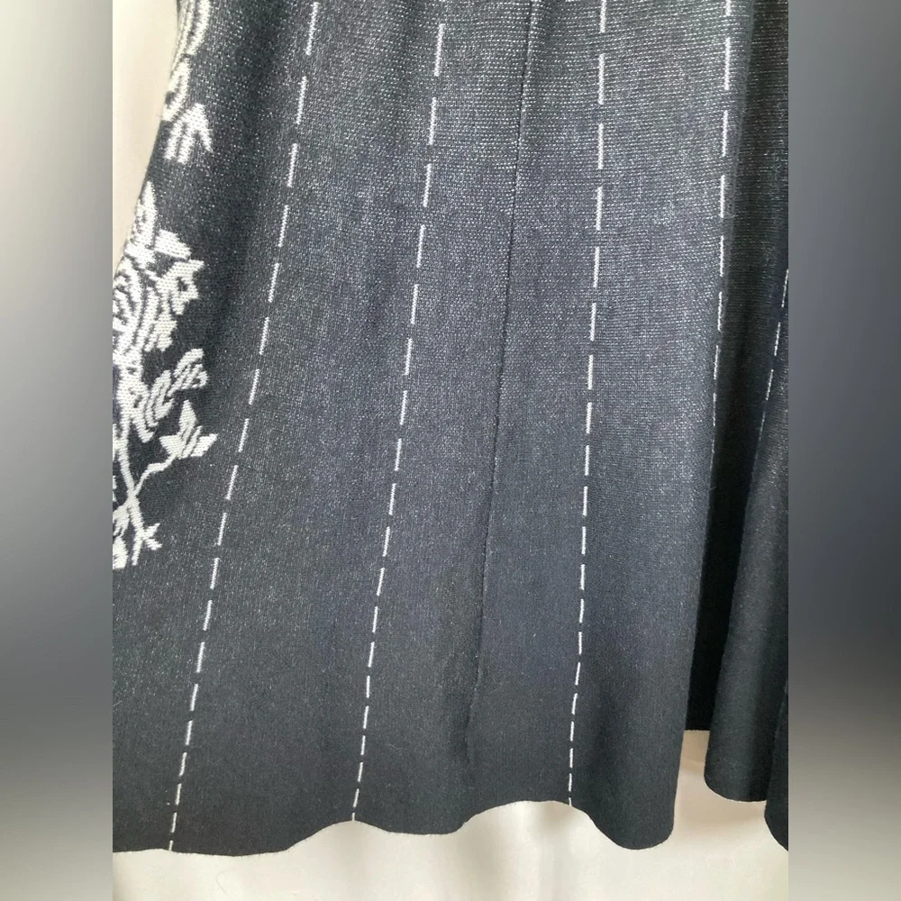 $13!!! End of season sale ends April 3rd Add to bundle for sale price - Picture 9 of 12